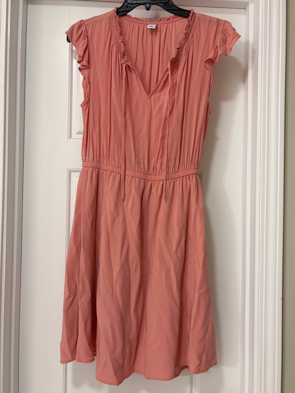 Old Navy Coral-Peach Short Sleeve V-Neck Mini Dress